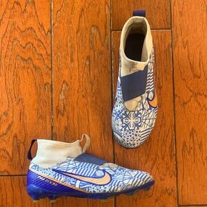 Jr. Zoom Mercurial Superfly 9 Academy CR7 Youth Soccer Cleats